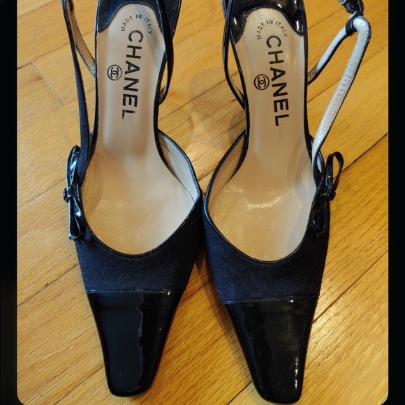 CHANEL Size 10 White & Black Two Tone Leather D'Orsay Pumps – Sui